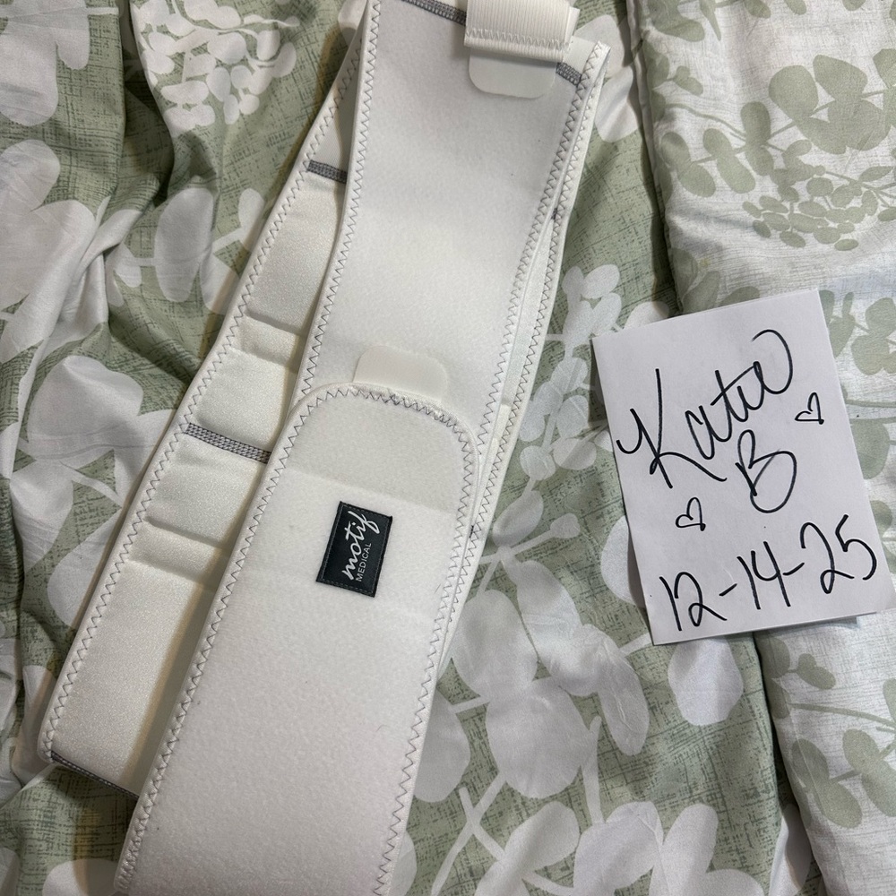 Motif White Adjustable Maternity Back Support Waist Belt Belly Band